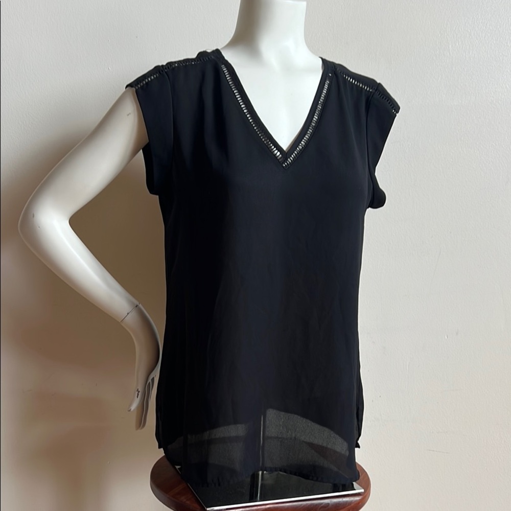 DR2 Black Cap Sleeve Blouse v neck and v back style